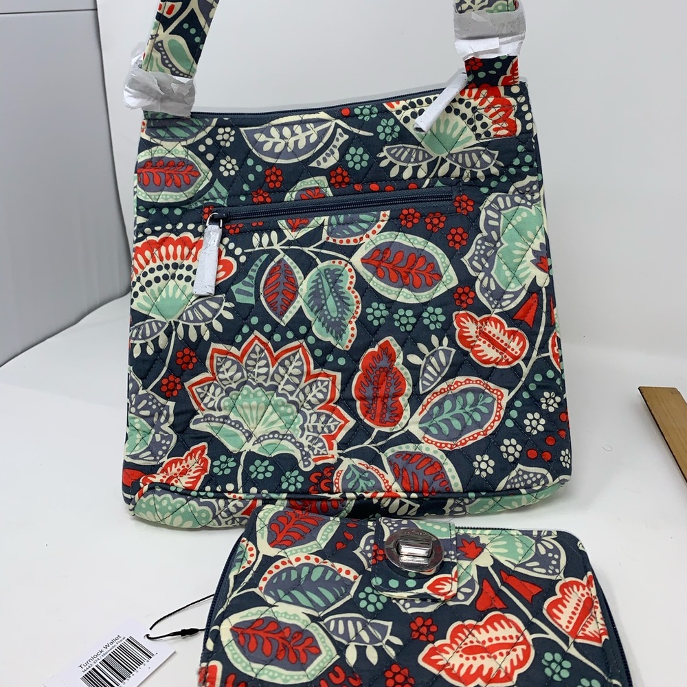 Vera Bradley hipster nomadic floral bag wallet NWT